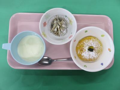 手作りヨーグルト、かぼちゃマフィン、かえり