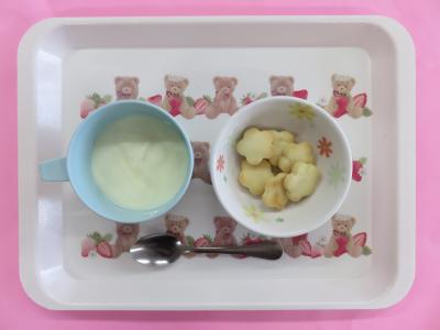 手作りヨーグルト、レモンクッキー